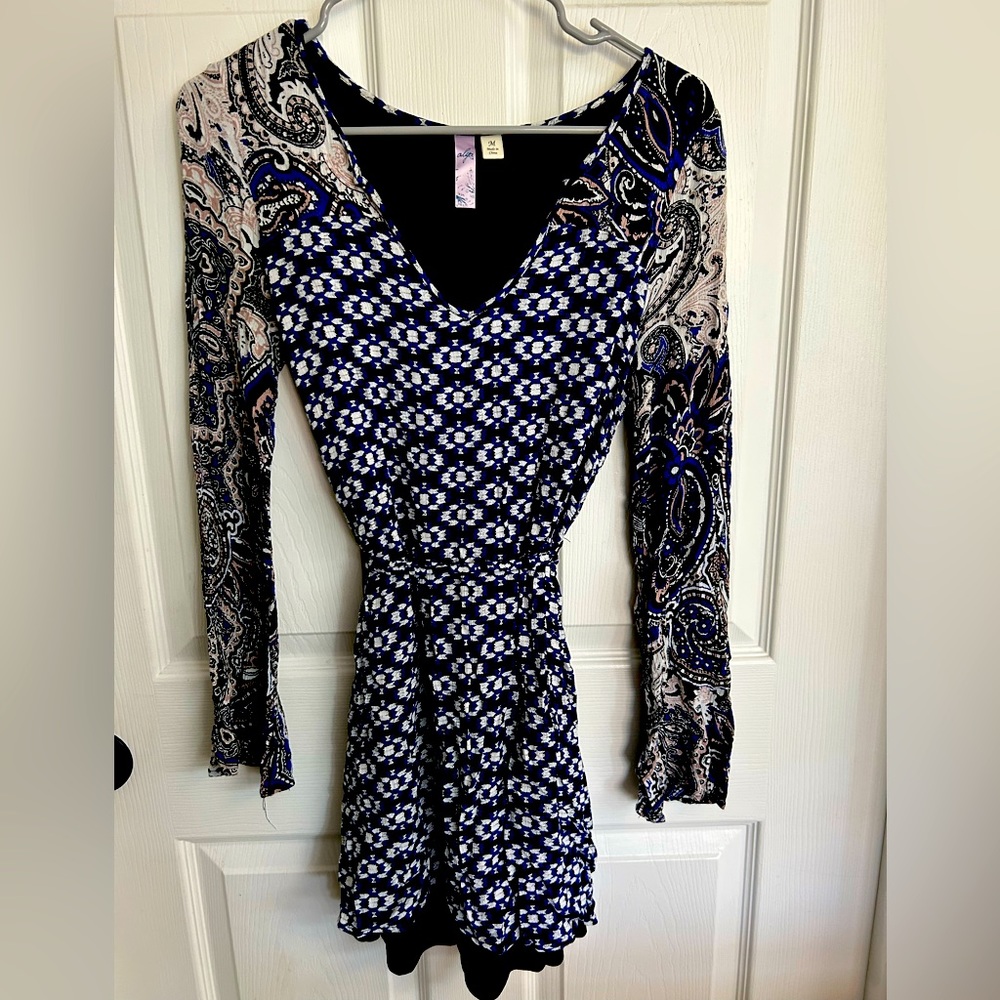 Alya long sleeve mini dress